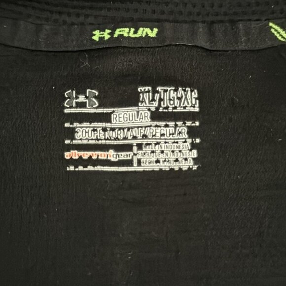 Under Armour Run Extra Large Black Active Sweater - Picture 4 of 8
